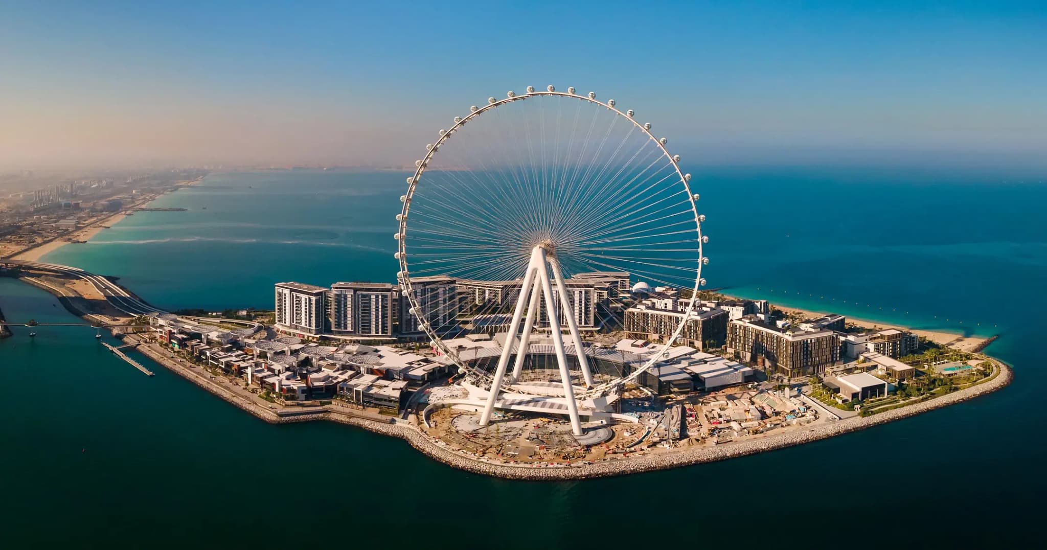 AIN Dubai observation wheel aerial view over Bluewaters Island